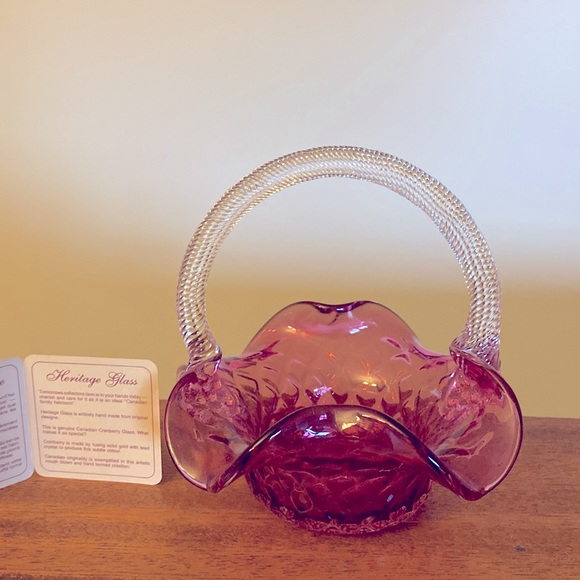 Heritage Cranberry Collection Decorative Dish w Handle - Picture 3 of 11